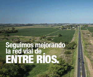 sobre imagen ahera de ruta se lee: Segimos trabajando en la red vial Entre Rìos.